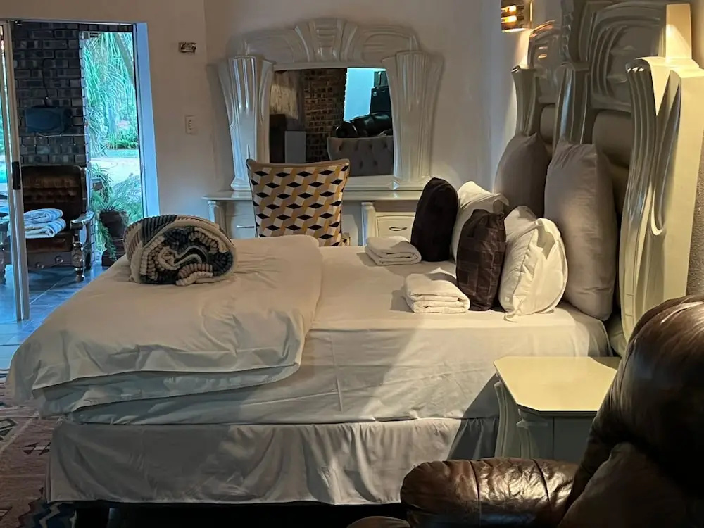 One love suites