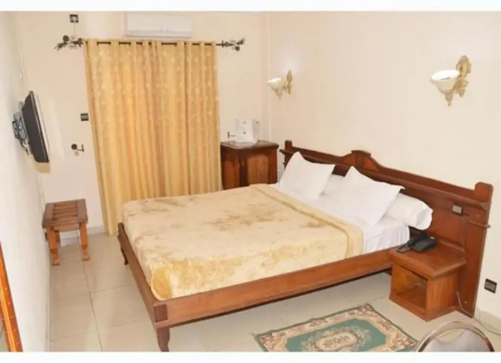 Standard Double room (full double bed)