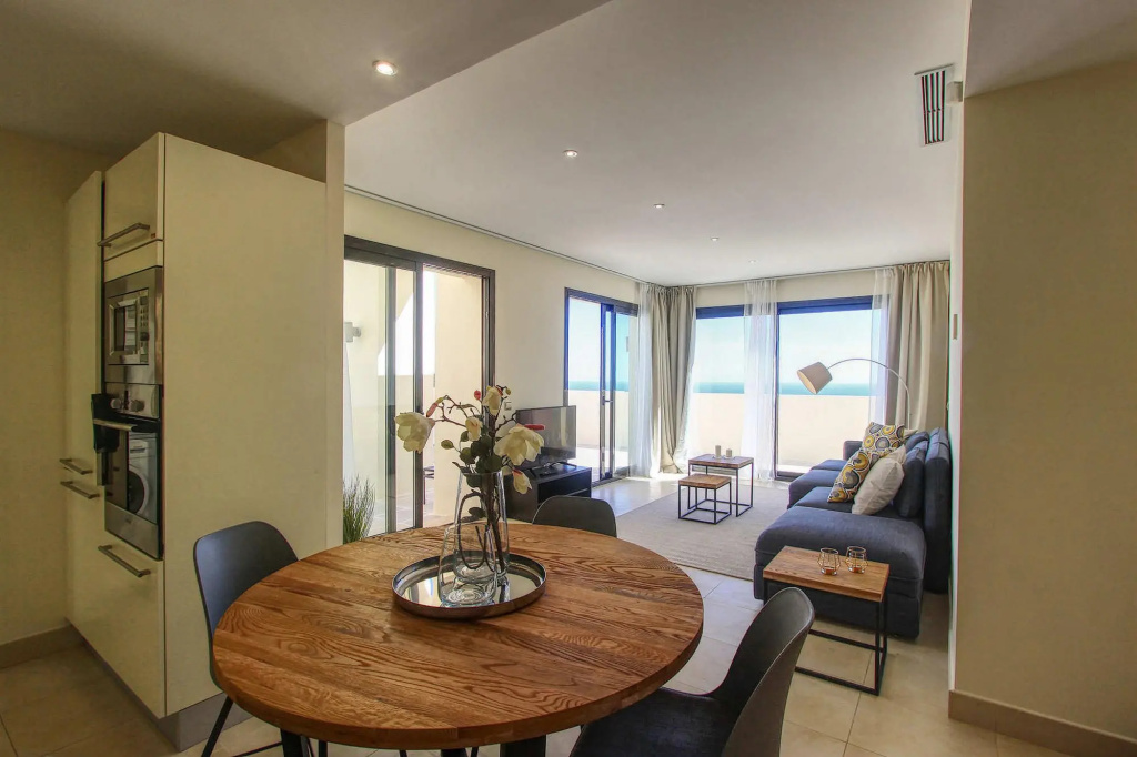 1090 - Los Monteros Samara Hill Penthouse