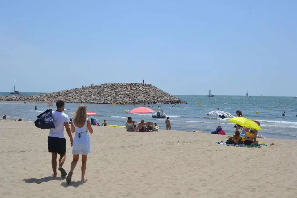 Beach & Waterfront