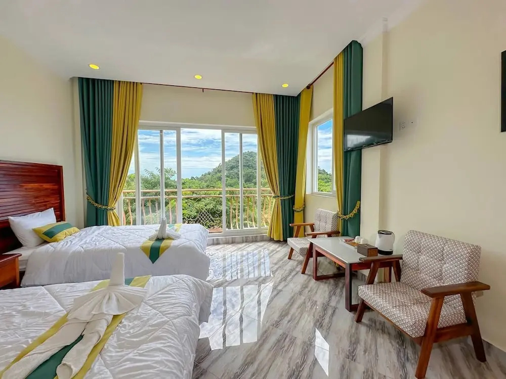 2 Bedrooms Comfort Double room with mountain view (twin beds)