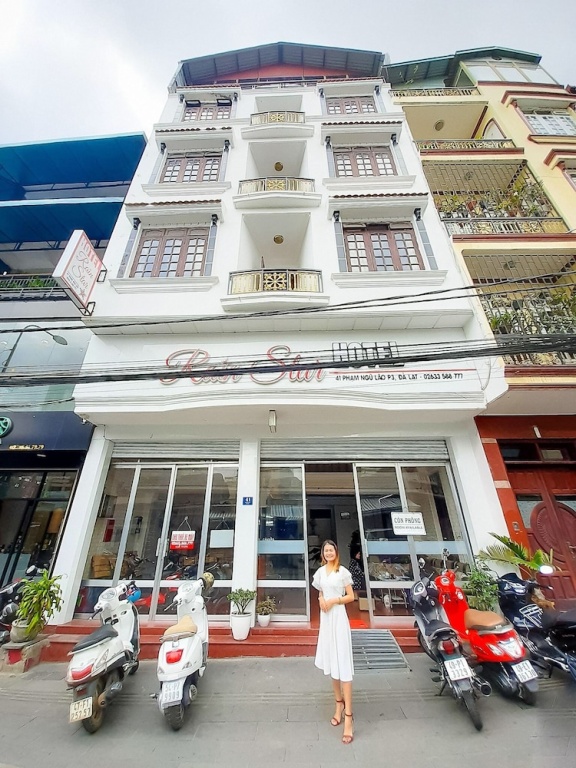 Rain Star Hotel