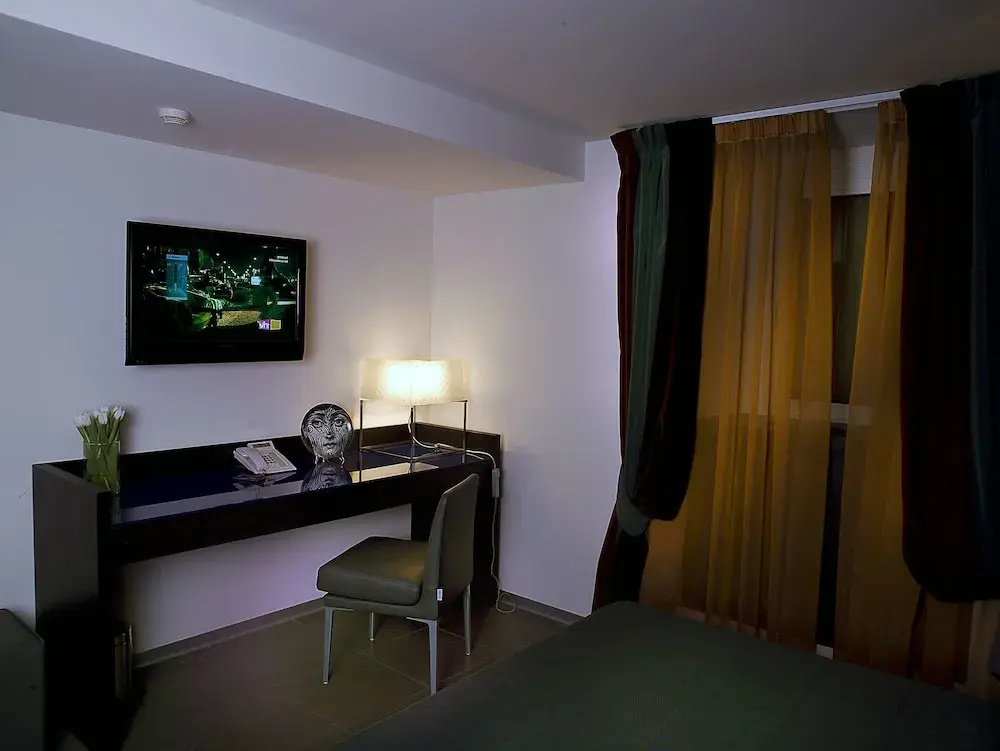 Hotel photo 8