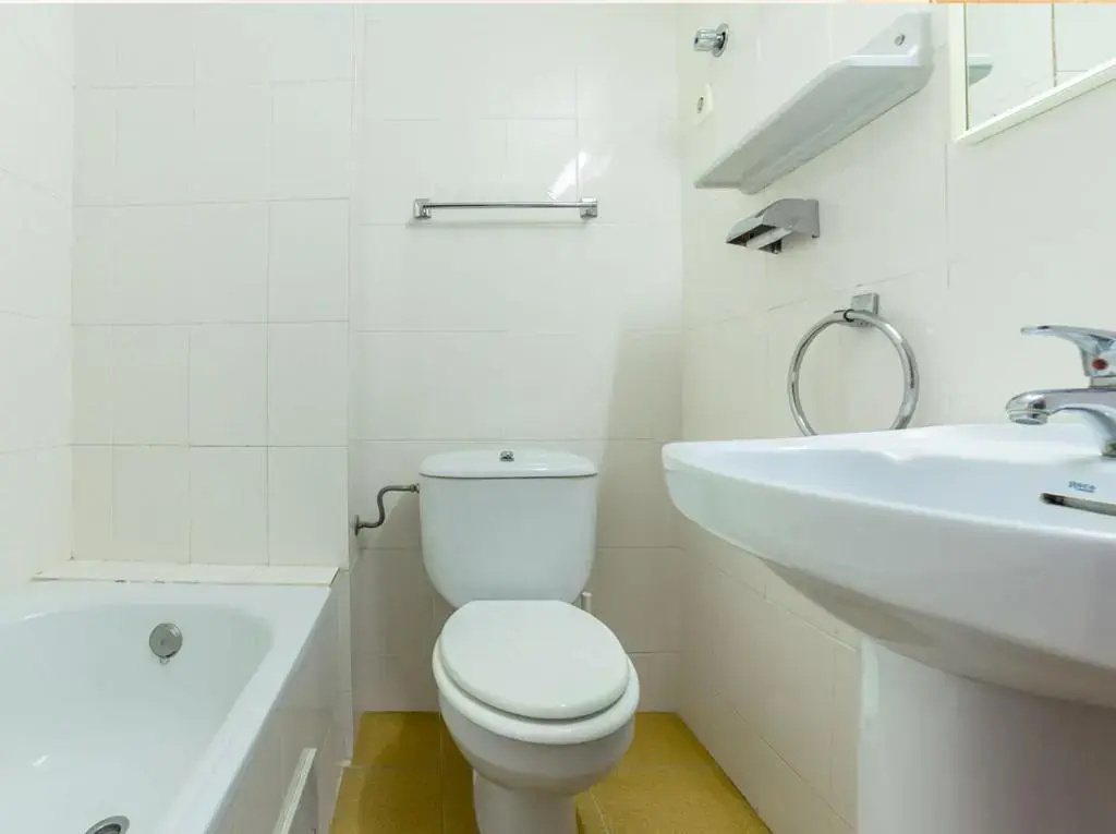 Standard Double room with sea view (full double bed)