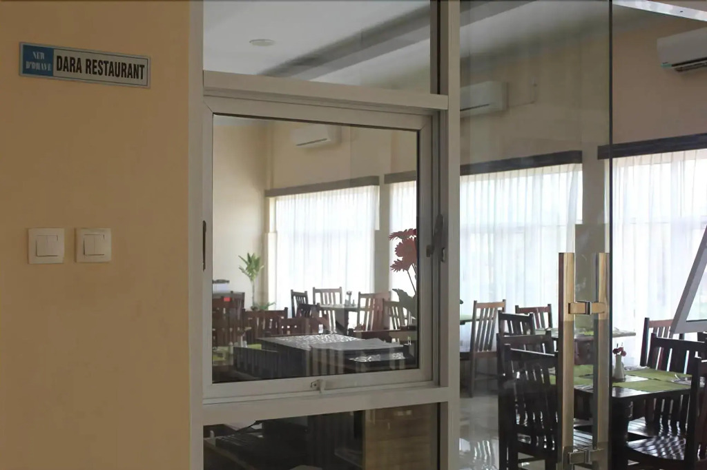 New d'Dhave Hotel - фото 19