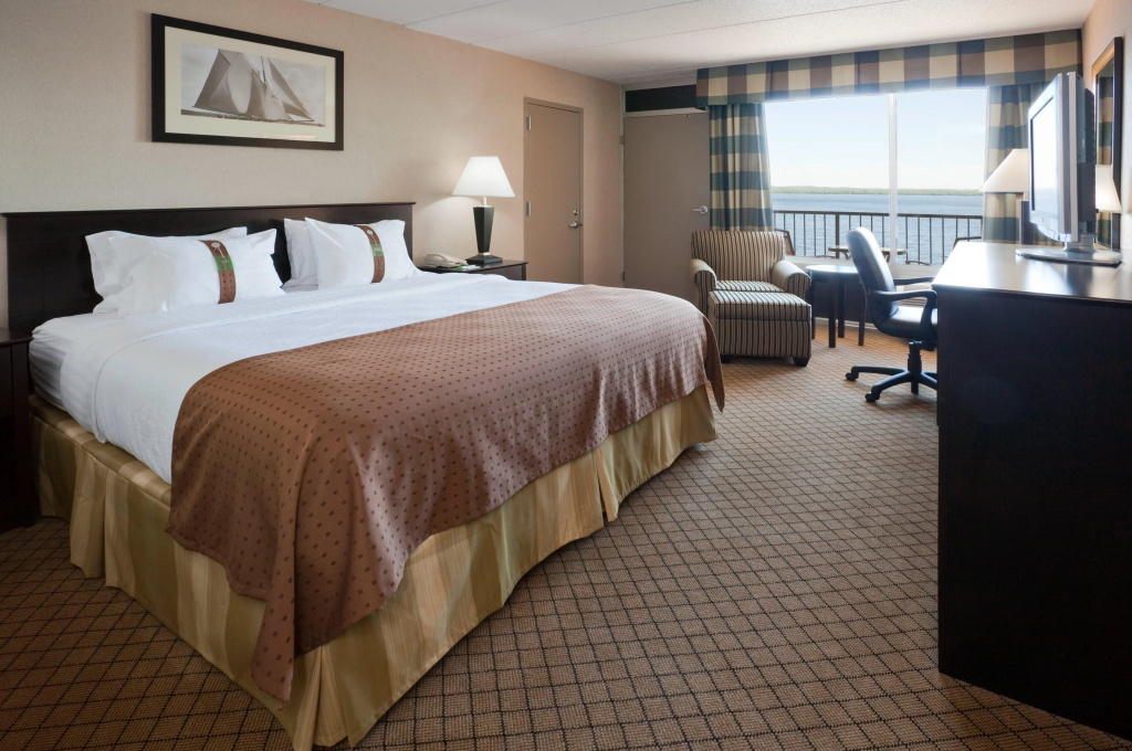 Holiday Inn Detroit Lakes - Lakefront by IHG - Général