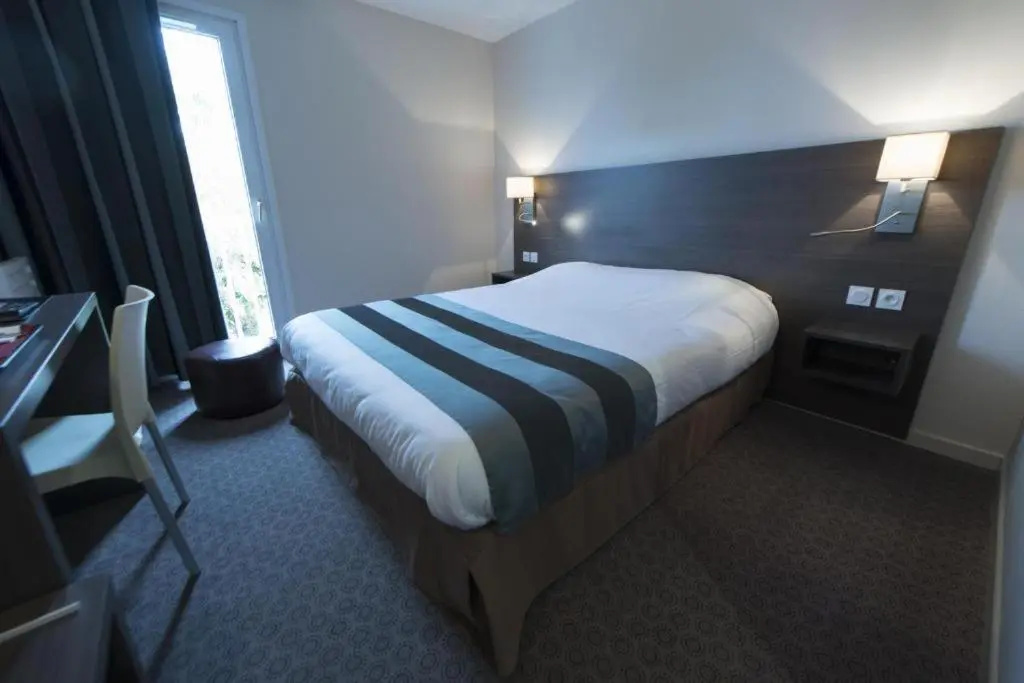 Standard Double room (full double bed)