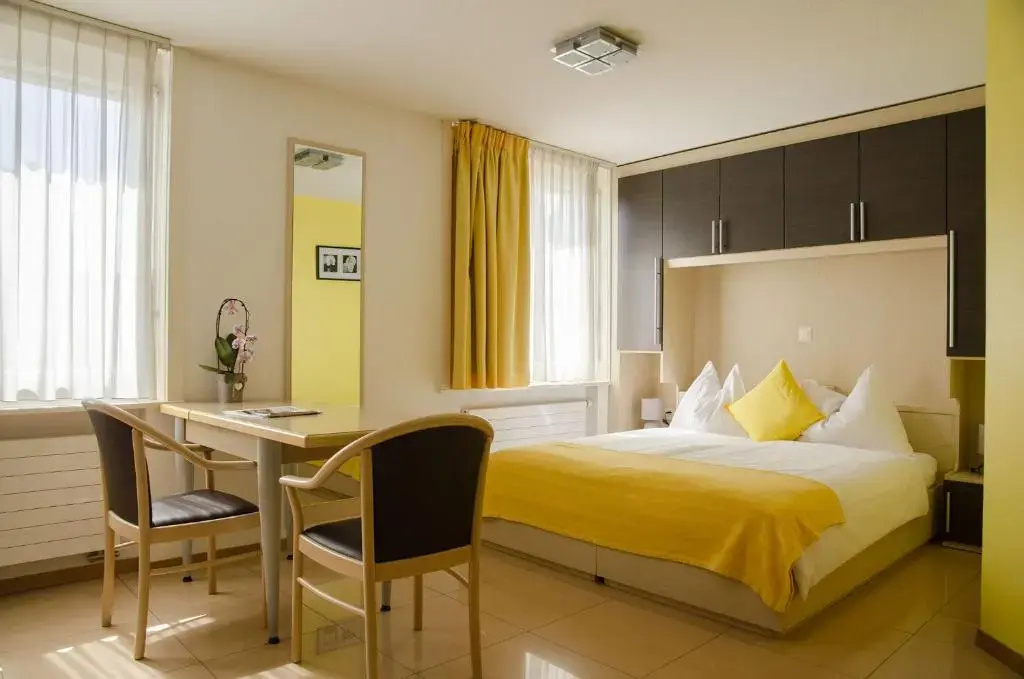 Hotel Du Faucon - Chambres
