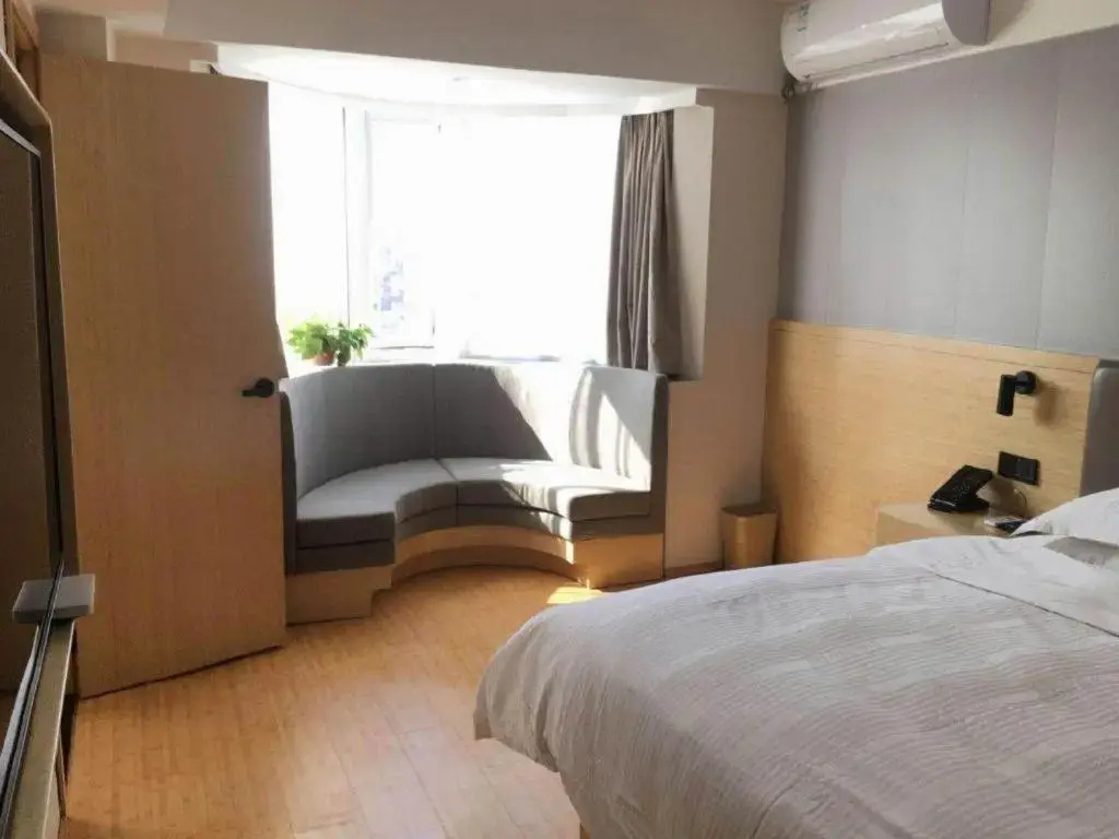 GreenTree Inn Jiangsu Lianyungang Hualian Building Business Hotel