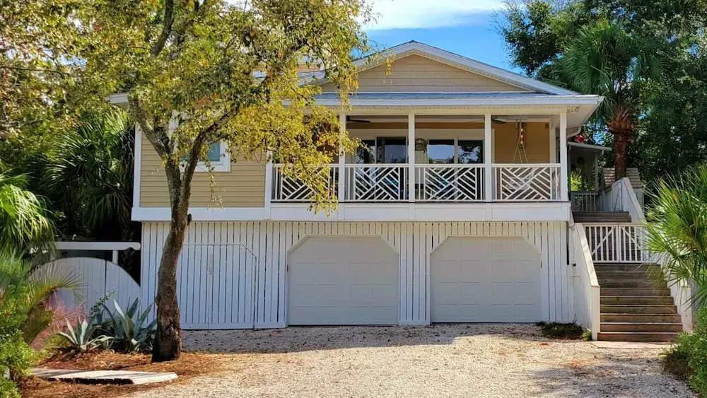 1004 2nd Avenue by Tybee Vacation Rentals