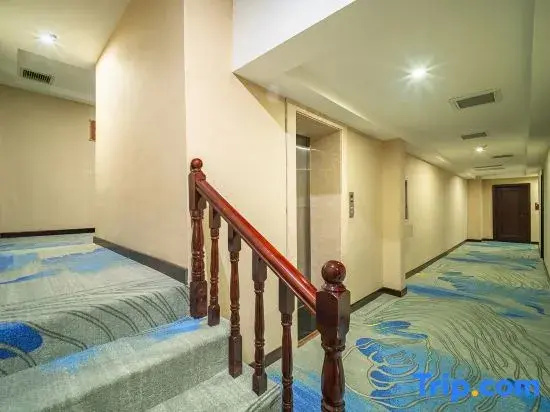 Renhuai Jiangwang Hotel (Maotaizhen Tianniang Scenic Area)
