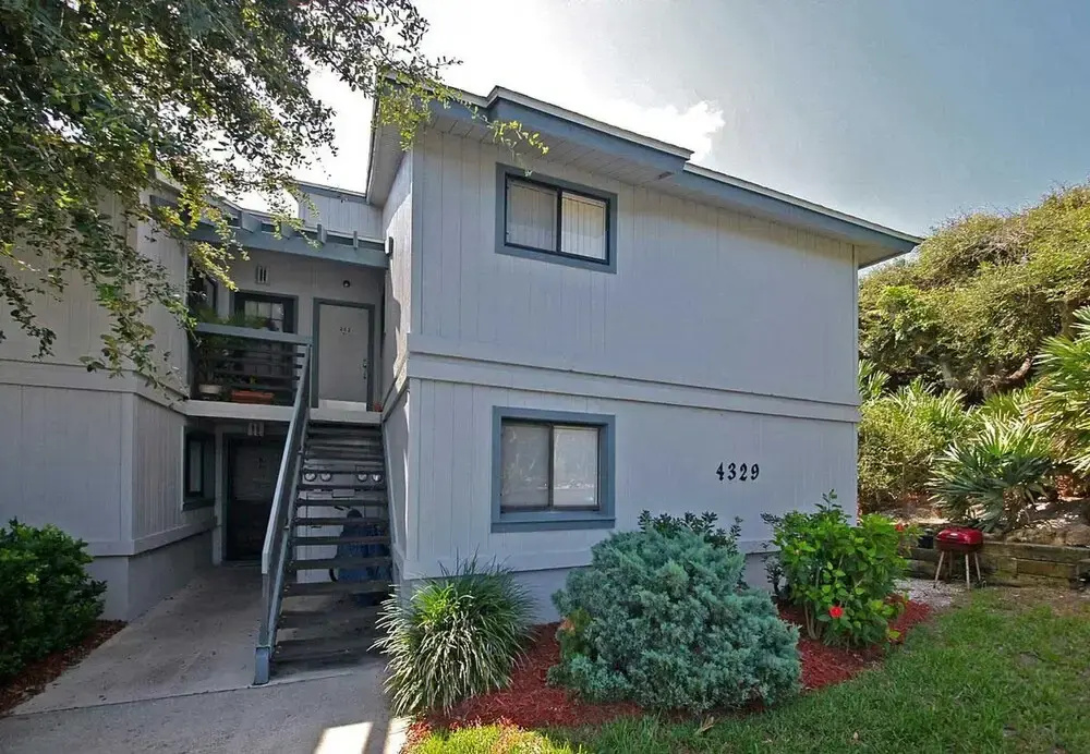 Sc162 Beautifully Updated 3 2 Corner Close to Pool Beach Access