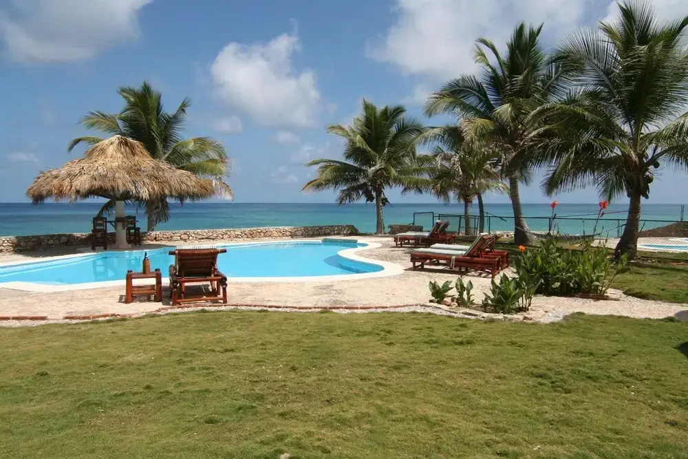 Beach & Waterfront