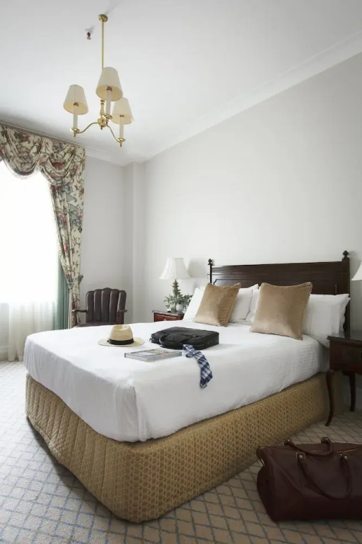Traditional Double room (full double bed)