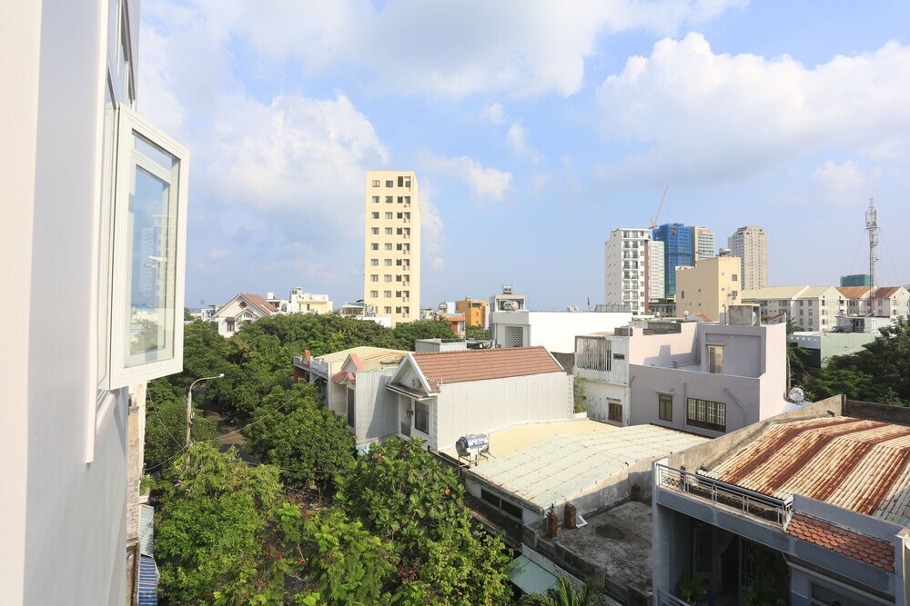 Carol's Homestay Da Nang image