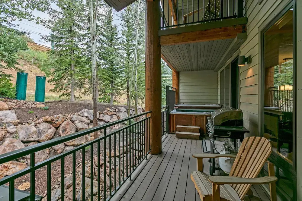 Sterling Lodge at Deer Valley Resort - Three Bedroom Condo with Hot Tub #111 3 Condo