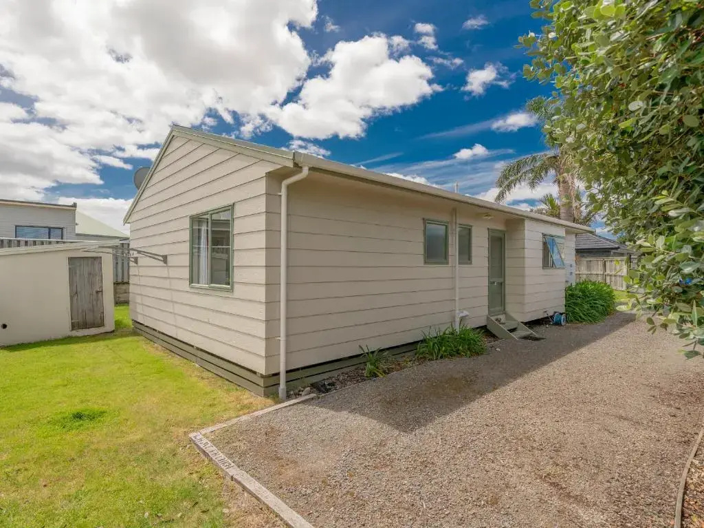 Whanau Surf Bach - Whangamata Holiday Home