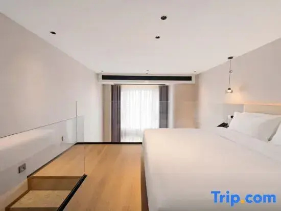 Triple Duplex Suite