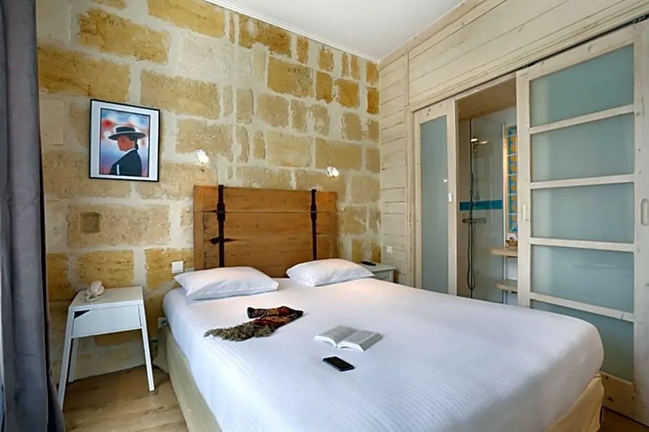 La Tour Intendance - Chambres