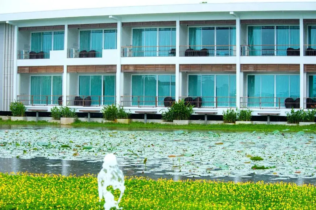 Baan Rim Ao