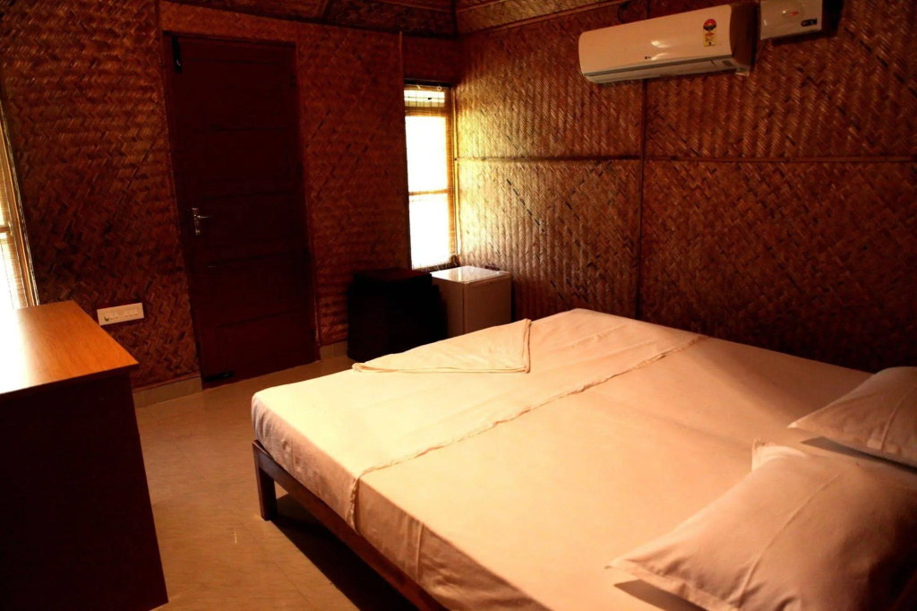 Savithri Inn in Varkala