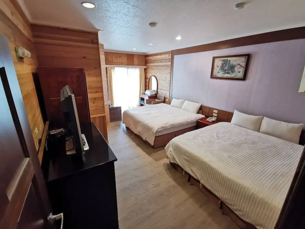 Standard Quadruple Family room