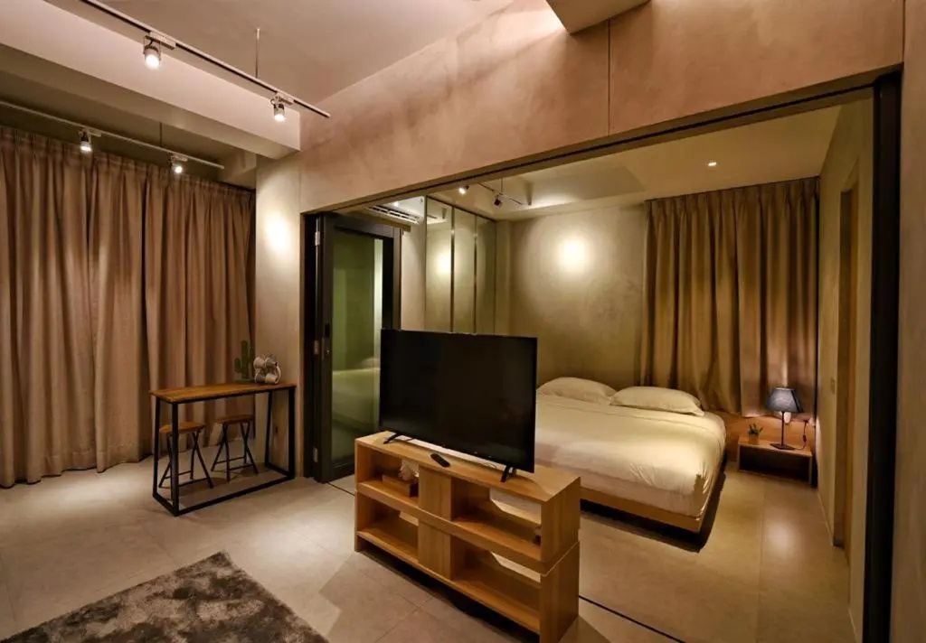 Standard Double room with balcony (full double bed)