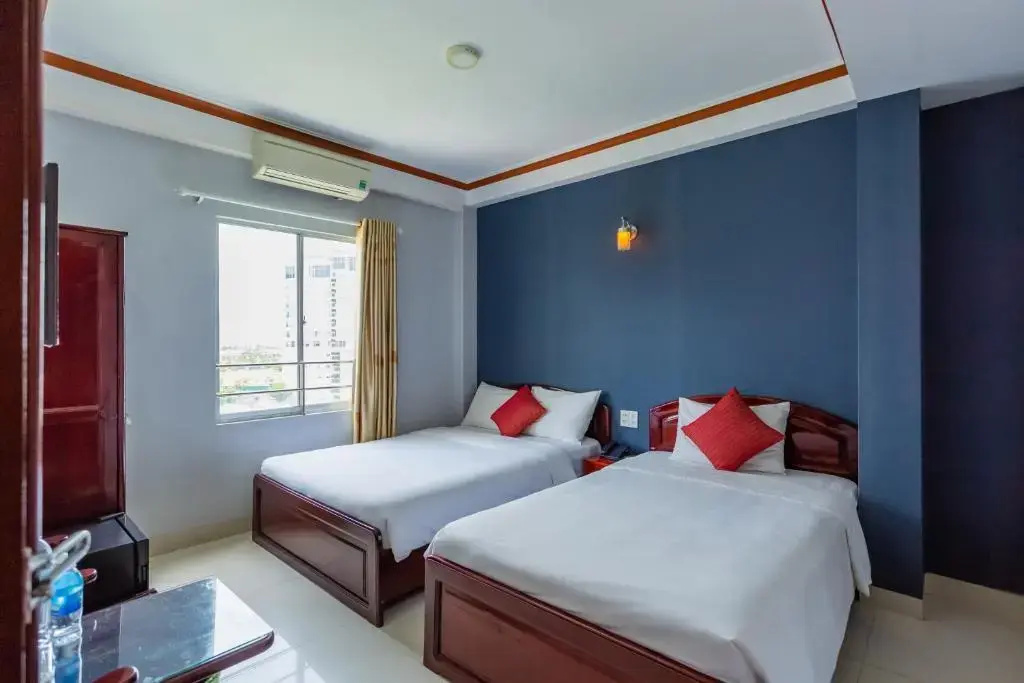 Thanh Long Hotel