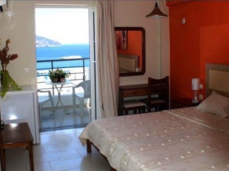 Iolkos Hotel — 3