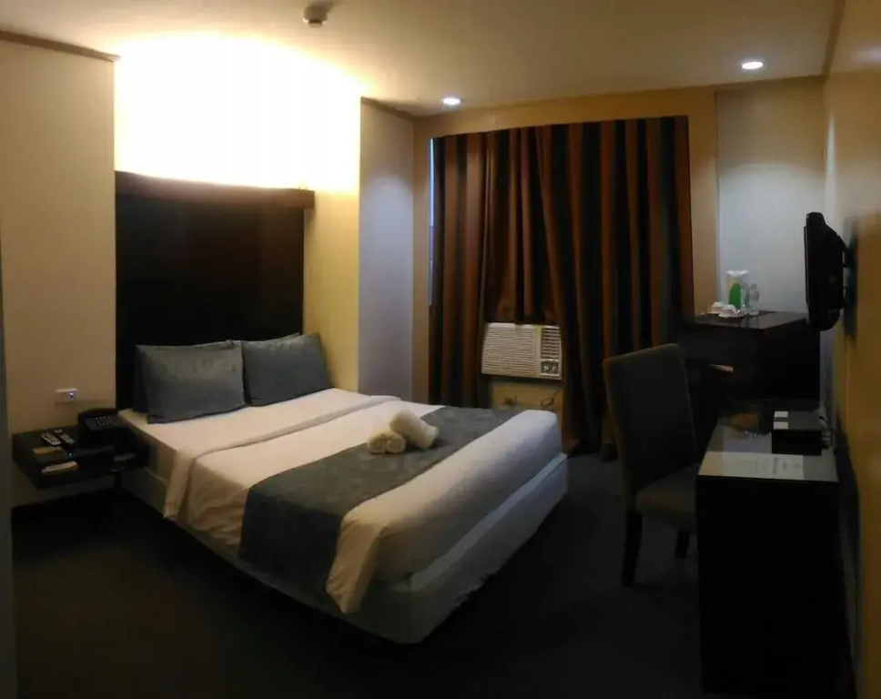 Hotel photo 12