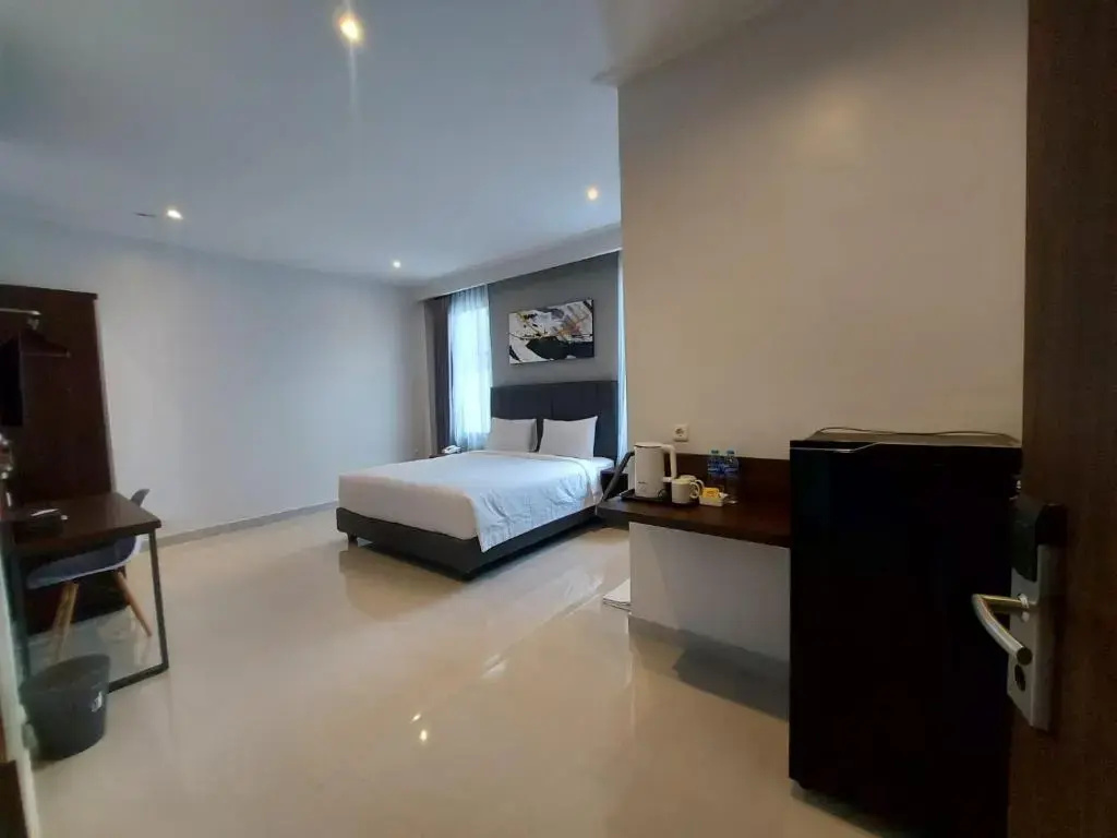 Superior Double room (full double bed)