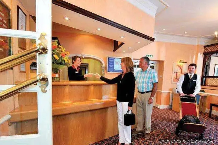 Falmouth Beach Hotel - Général