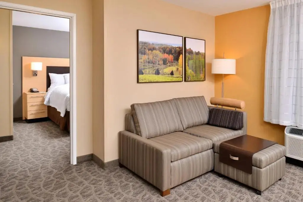 TownePlace Suites Detroit Commerce - Chambres