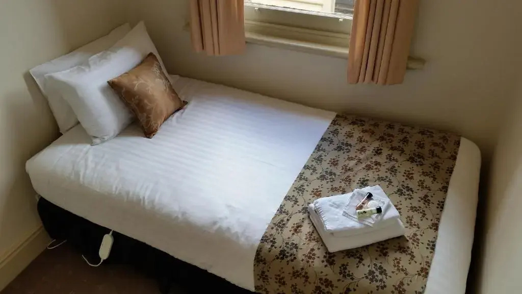 Empire Hotel Deloraine - Chambres