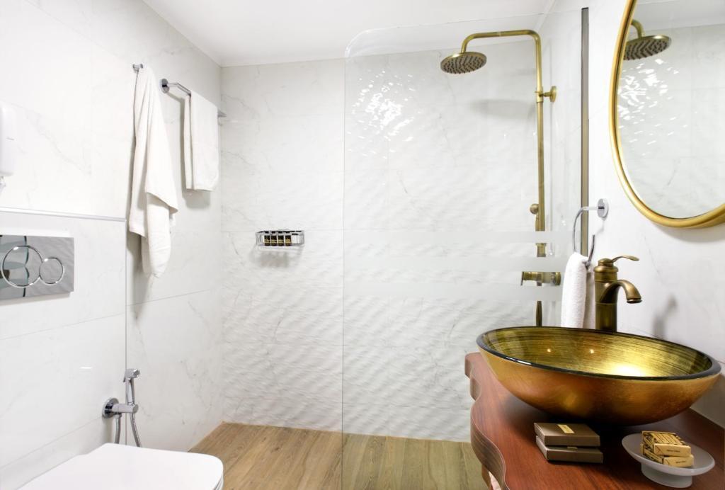 A for Art Design Hotel by null