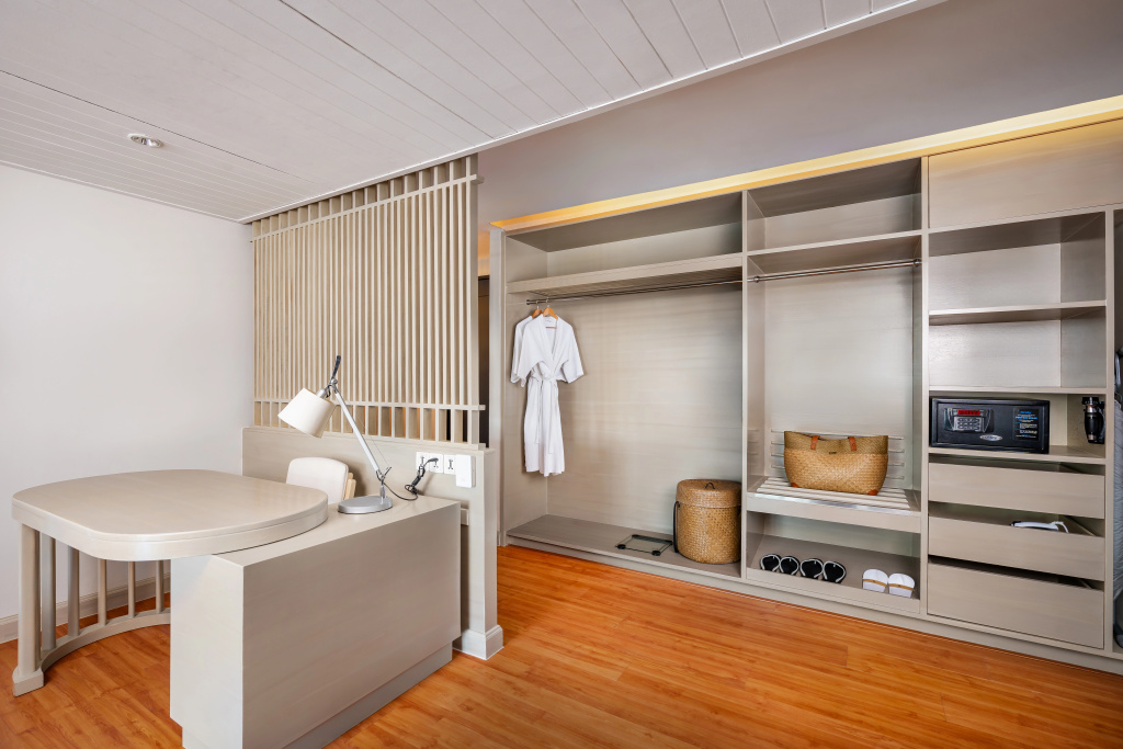 Отель Pullman Phuket Panwa Beach Resort в Пхукет (город)