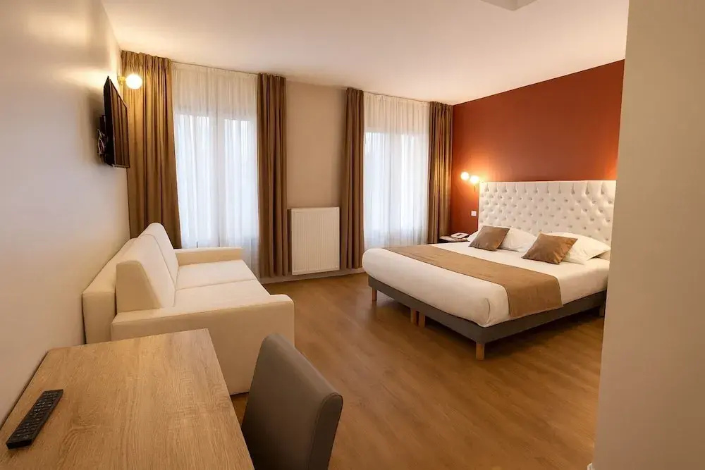 Standard Double Family room (full double bed)