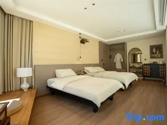 Standard Double Family room (twin beds)