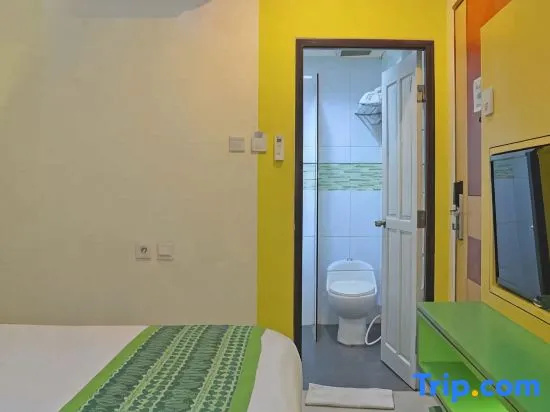 RedDoorz Plus near Universitas Lambung Mangkurat - Chambres
