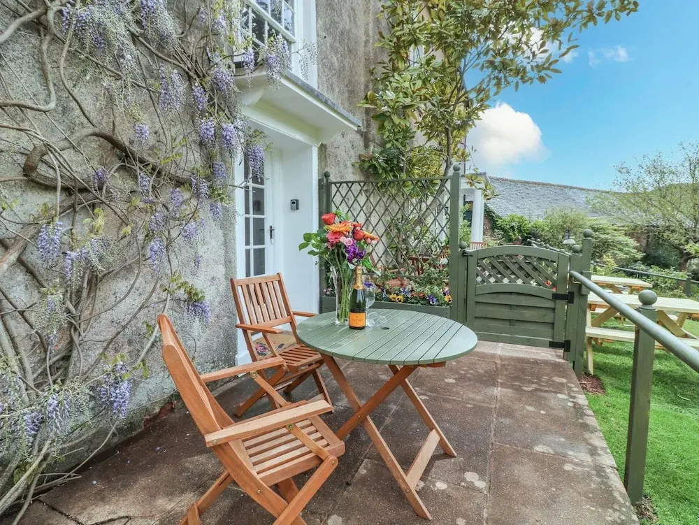 Wisteria Cottage
