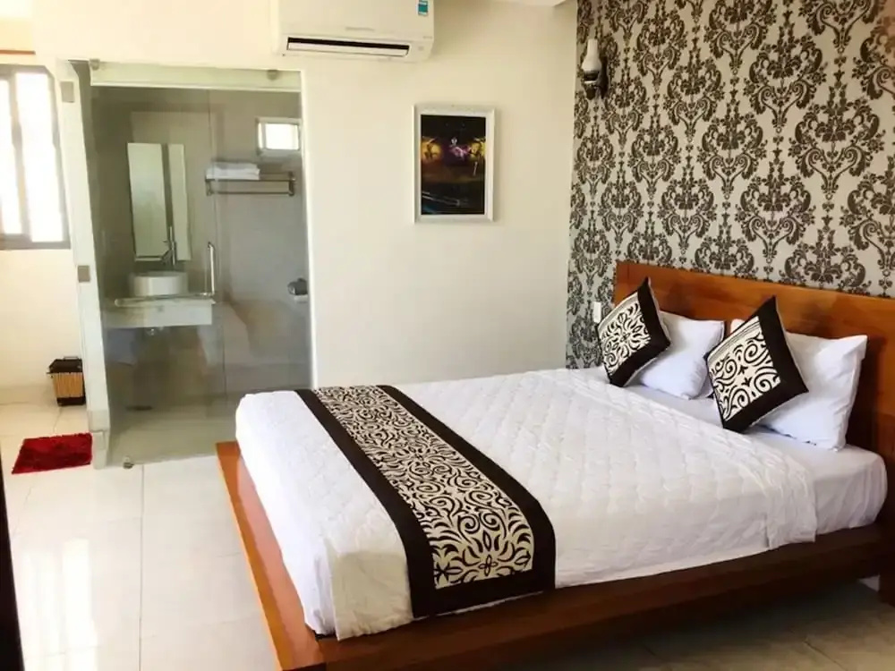 Standard Double room with balcony and with sea view (full double bed)