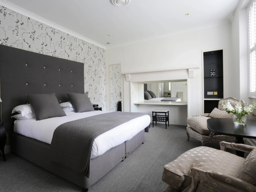 Hotel photo 11