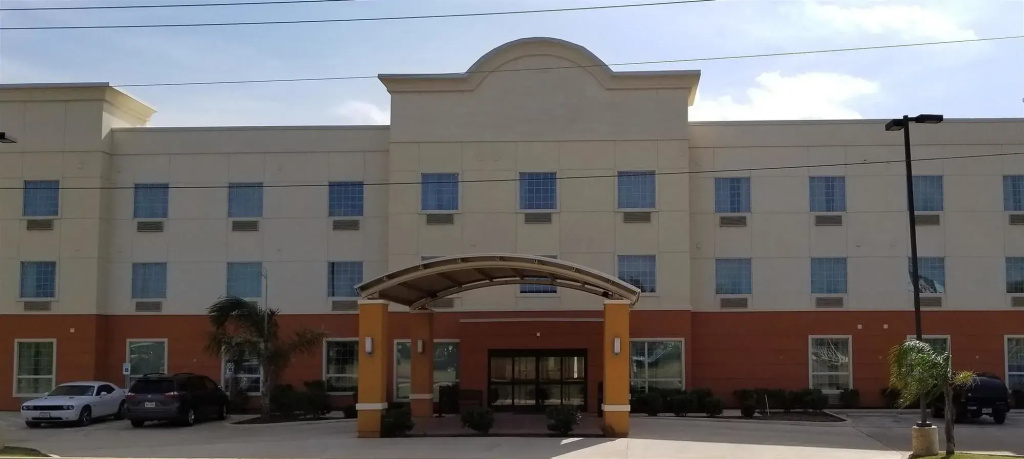 Cotulla Express Inn