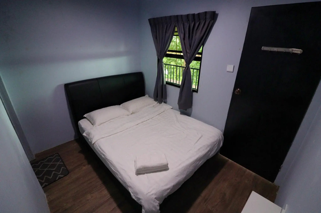 Standard Double room with view (full double bed)