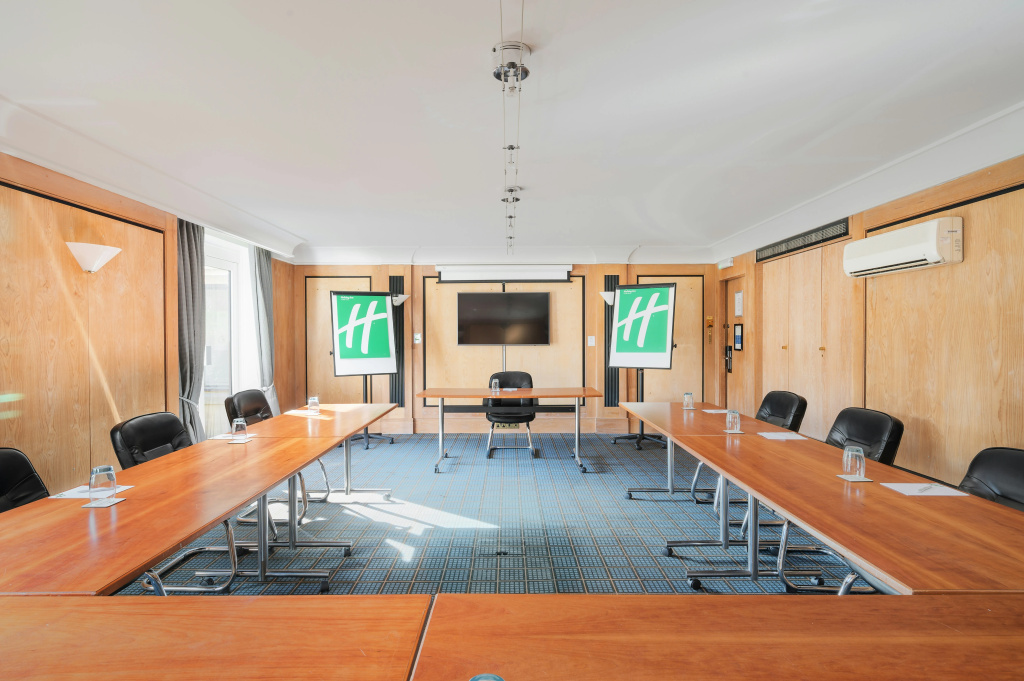 Holiday Inn Brighouse by IHG - Général