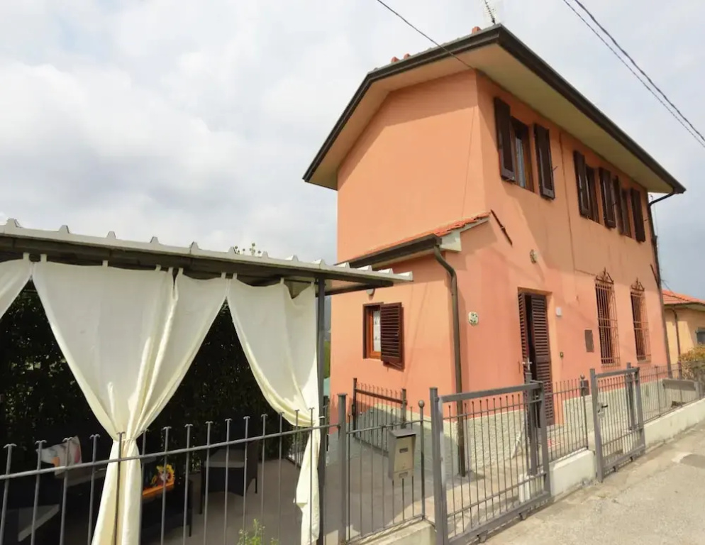 Farmhouse in Gualdo With Private Pool