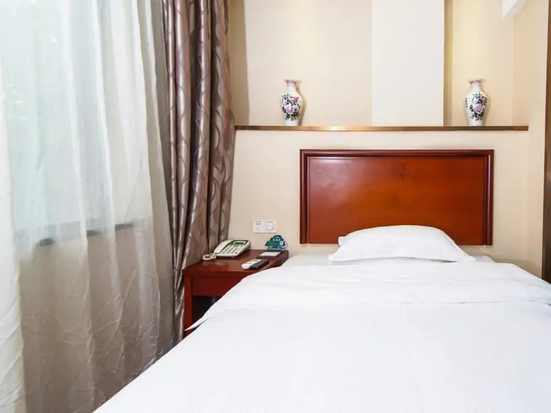 GreenTree Inn Nanchang East Beijing Road Nanchang University Express Hotel - Chambres