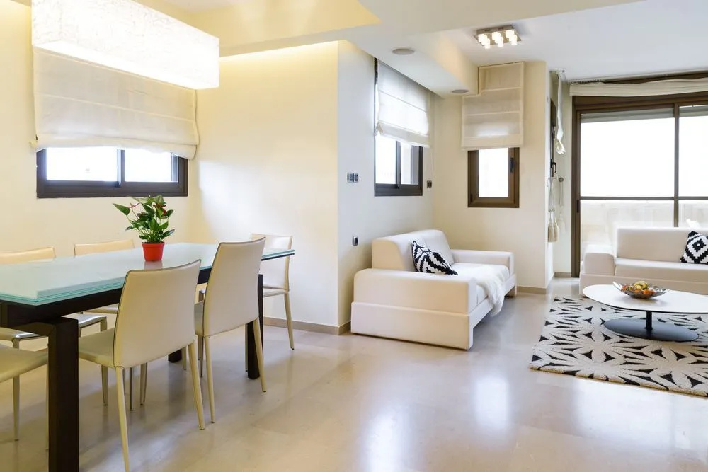 Sea View 5th floor 1 min walk to beach