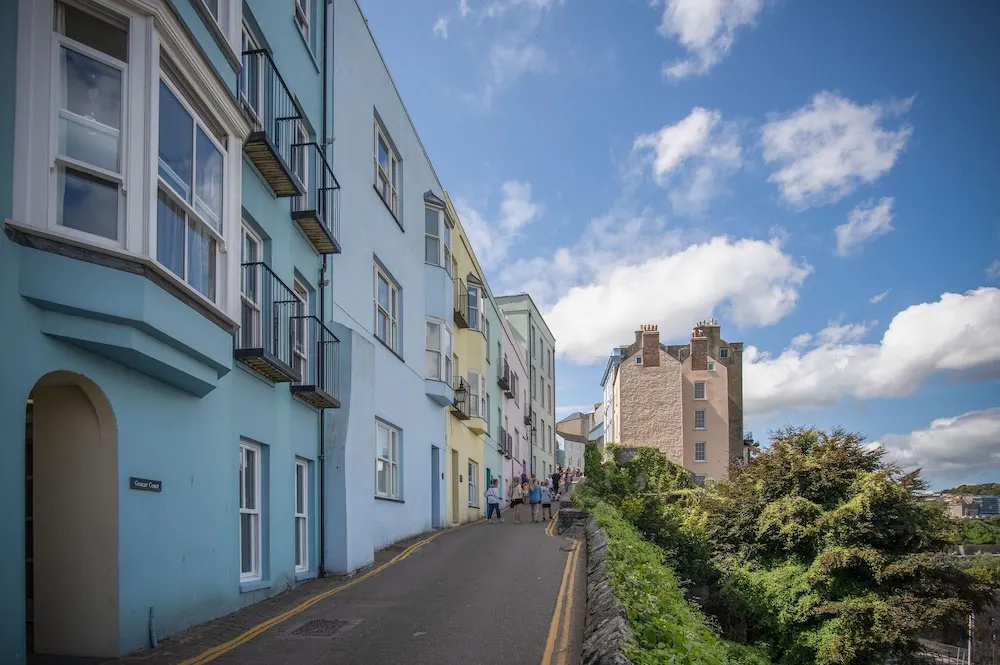 Goscar Court - 1 Bedroom Apartment - Tenby