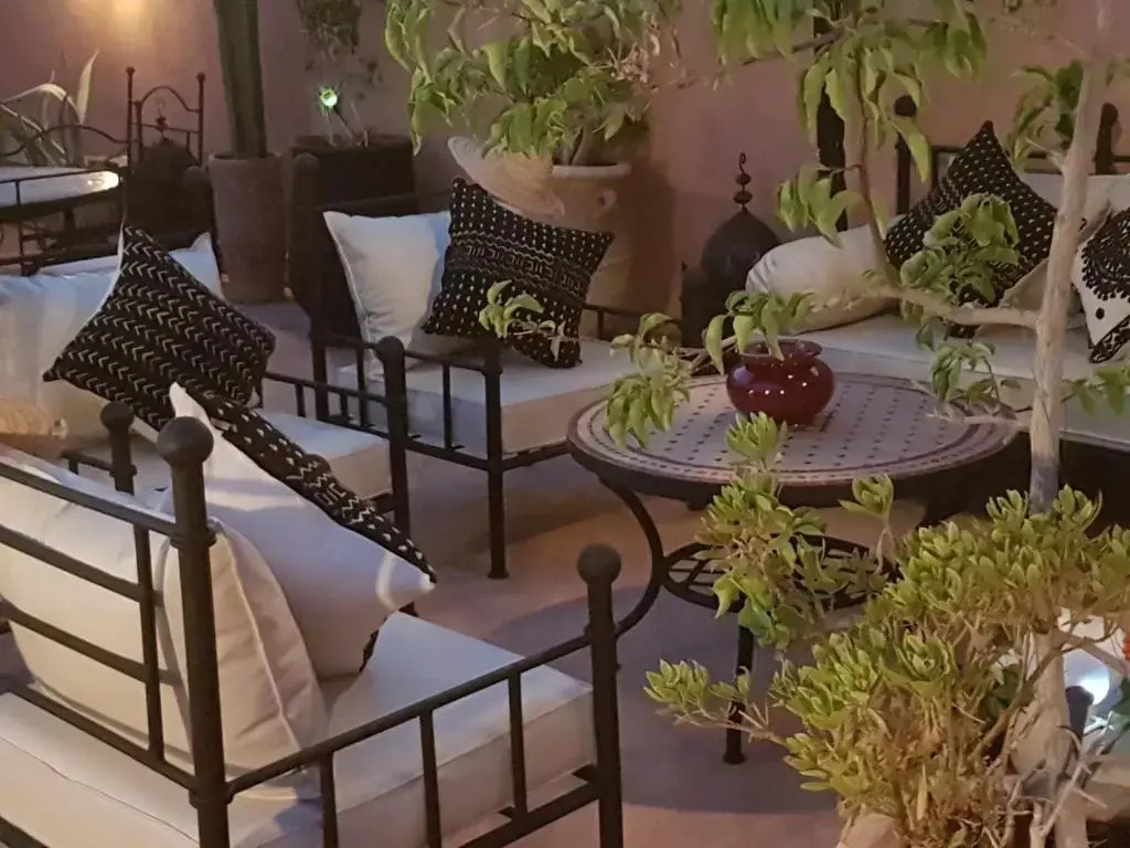 Comfort room